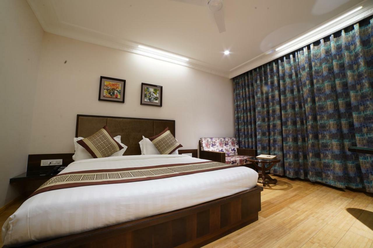 Hotel 18Keys Bhopal Bagian luar foto